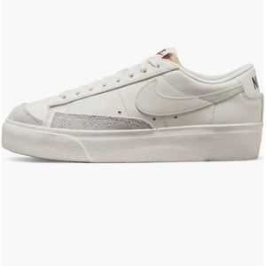 Nike Blazer Low Platform